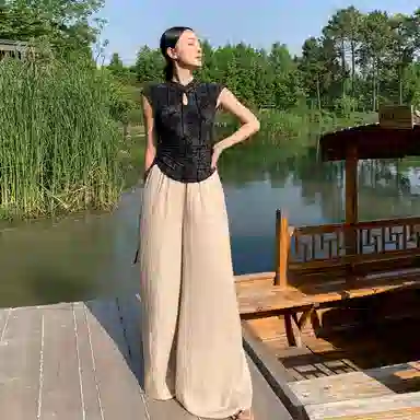 周淼 通勤简约薄款中腰阔腿休闲裤 女款