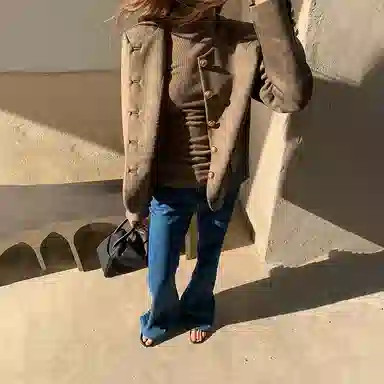 周淼 无缝一体高领修身针织打底衫毛衣 女款