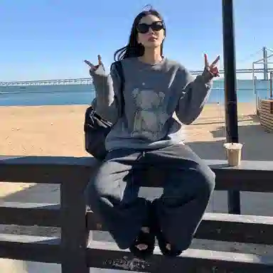 周淼 纯色抽绳高腰宽松直筒抓绒阔腿休闲裤 女款