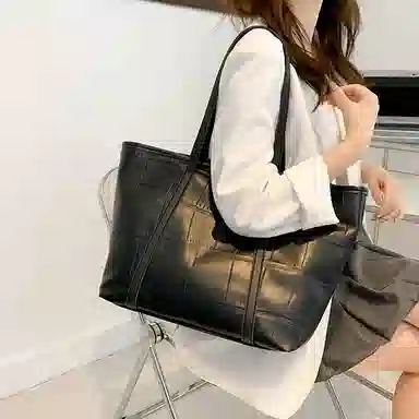 MARKANGARO PU Tote