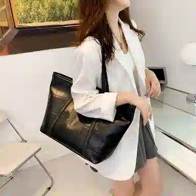 MARKANGARO PU Tote