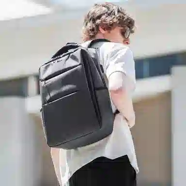 真维斯 潮流时尚商务风机能感百搭高颜值大容量多功能耐磨防泼水出差通勤 织物 双肩包书包背包旅行包 常规 男款 黑色/宝蓝