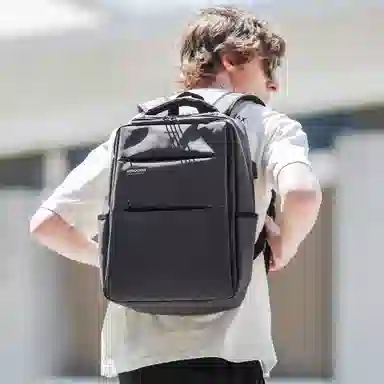 真维斯 潮流时尚商务风机能感百搭高颜值大容量多功能耐磨防泼水出差通勤 织物 双肩包书包背包旅行包 常规 男款 黑色/宝蓝