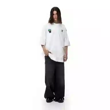 adidas originals FantasylogoT