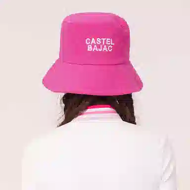 CASTELBAJAC C