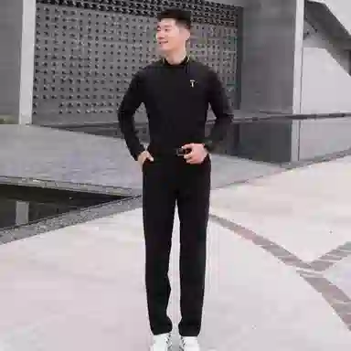 EUROPEAN TOUR FW25 T