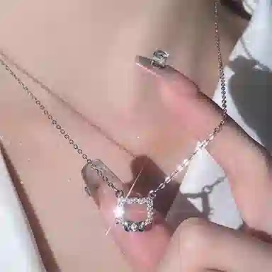 999