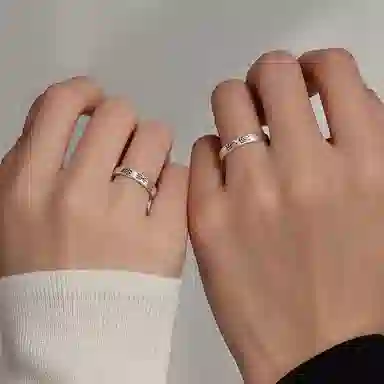 999