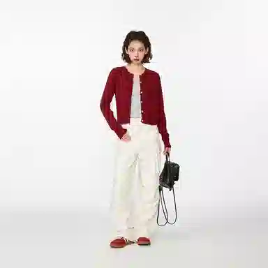 柏黛妃 纯色圆领修身短款针织衫 女款 红色