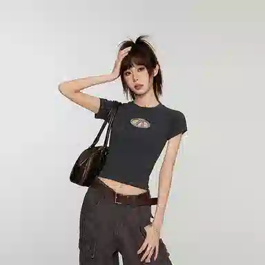 Bodafee Retro Cutout Tee