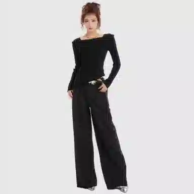 柏黛妃 纯色一字肩修身不规则短款针织衫 女款