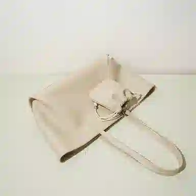 COURONNE