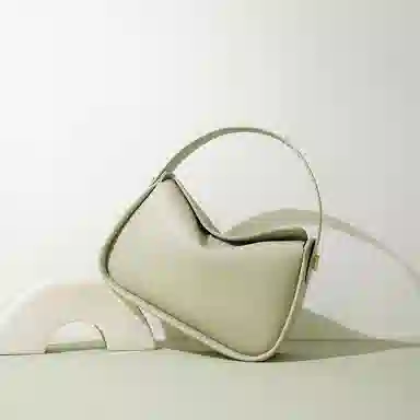 COURONNE