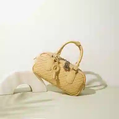 COURONNE