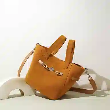COURONNE
