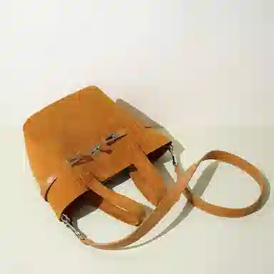 COURONNE