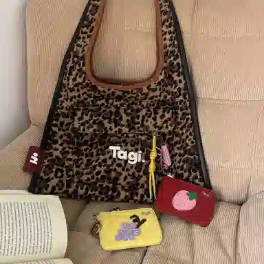 Tagi. PU