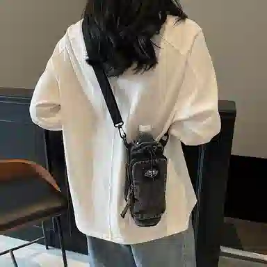 笛贝嘉 潮牌复古时尚百搭 布 手机包 男女同款情侣款 多色