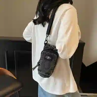 笛贝嘉 潮牌复古时尚百搭 布 手机包 男女同款情侣款 多色