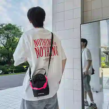 笛贝嘉 韩版时尚多巴胺休闲运动轻便水瓶包 尼龙 单肩斜挎手提手机包 男女同款情侣款 多色