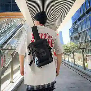 笛贝嘉 时尚轻便外出简约百搭 牛津布 胸包 男女同款情侣款 多色