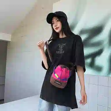 笛贝嘉 韩版时尚多巴胺休闲运动轻便水瓶包 尼龙 单肩斜挎手提手机包 男女同款情侣款 多色