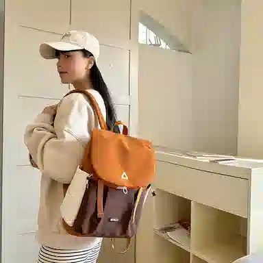 笛贝嘉 小众设计感撞色休闲旅行背包高级感 尼龙 双肩包 大号 男女同款情侣款 多色