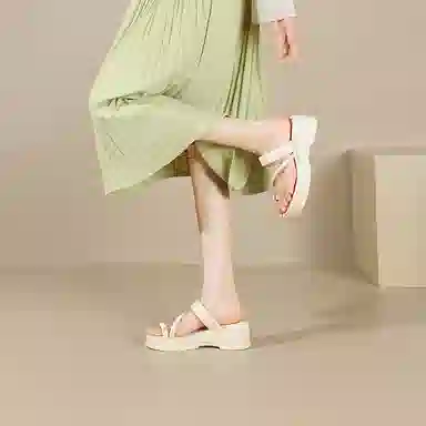 卓诗尼 合成革 百搭时尚 沙滩凉鞋 女款