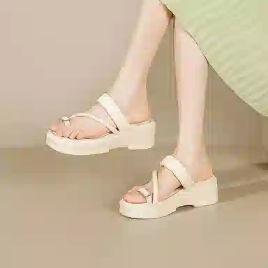 卓诗尼 合成革 百搭时尚 沙滩凉鞋 女款