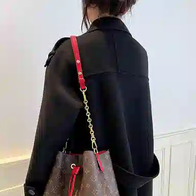 LV NEONOE