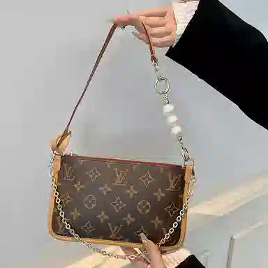 LV carryall