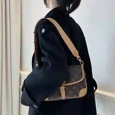 LV Diane