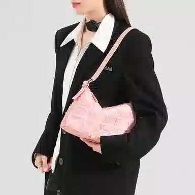 爱路喜 时尚甜美大容量拉链开合 织物 腋下包单肩包 中号 女款 甜心粉