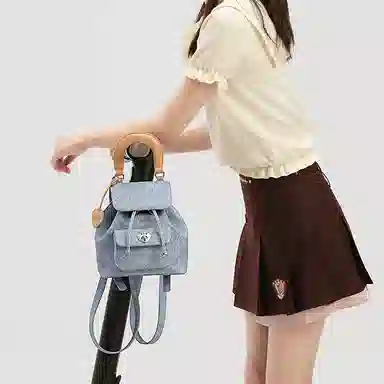 爱路喜 休闲少女短途出行旅行大容量 合成革 双肩包 常规 女款 牛仔蓝