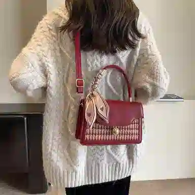 PINK·LAND Velvet Pearl Chain Bag Red