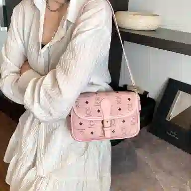 PINKLAND PU