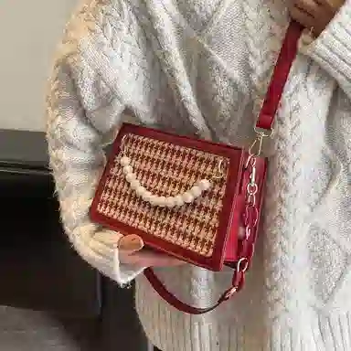 PINK·LAND Velvet Pearl Chain Bag Red