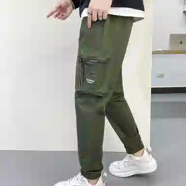 WILLIAM FOXSONS x MOFELEPE