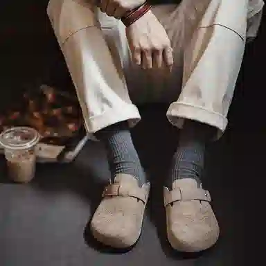 MADEN Sand Dune Clogs