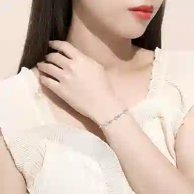 S925