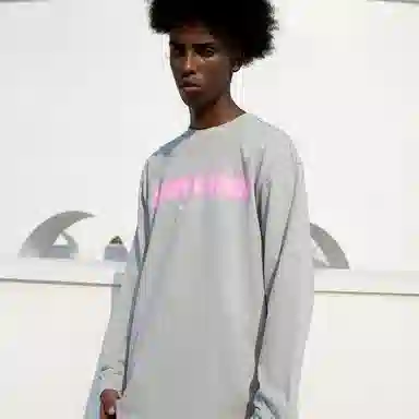 LOVEMELATER FW22 LOGOT