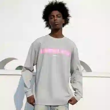 LOVEMELATER FW22 LOGOT