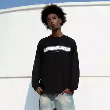 LOVEMELATER FW22 LOGOT