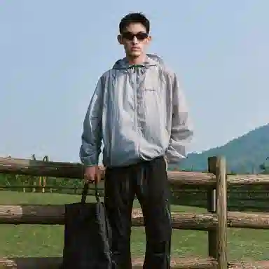 WAITINGWAVE LOGOUPF50+