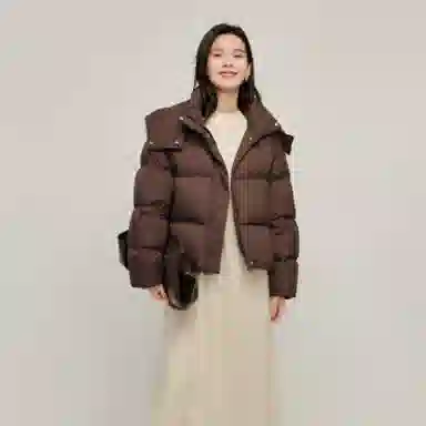 茵曼 休闲简约连帽面包羽绒服 女款