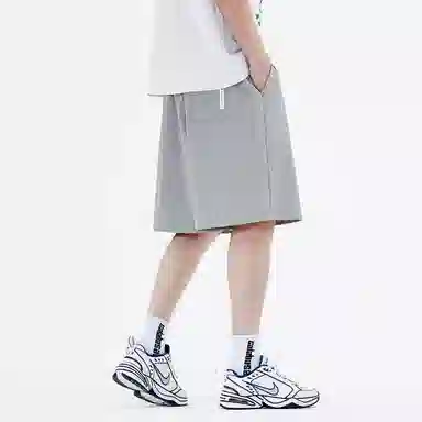 蜡笔小新 纯色卡通小新口袋竖徽宽松透气直筒针织休闲短裤 男女同款