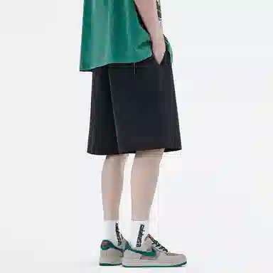 蜡笔小新 纯色卡通小新口袋竖徽宽松透气直筒针织休闲短裤 男女同款