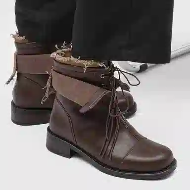 Chi Lang Martin Boots Platform