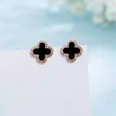 RINGLOVE ins