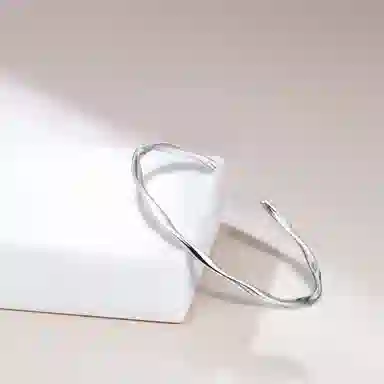 RINGLOVE ins